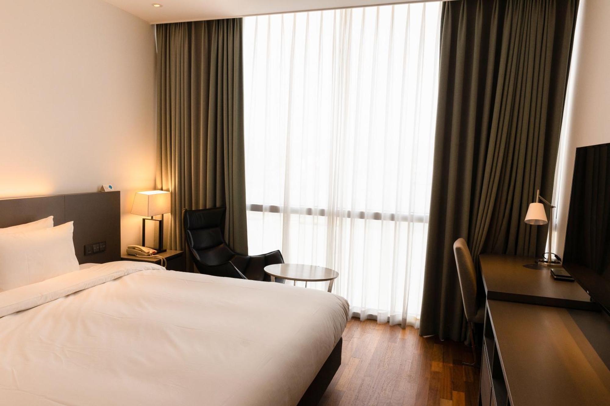 Sky View Hotel Changwon Ngoại thất bức ảnh